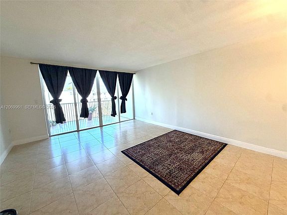 5th image of 1660 NE 191st St APT 406-1
