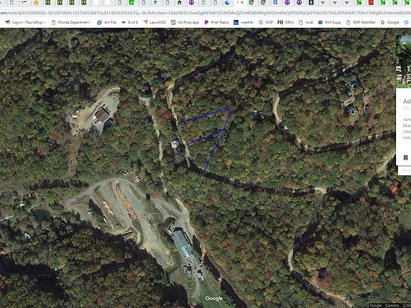 4th image of 576 Glenaire Dr