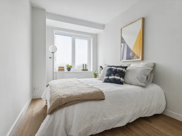 1660 Madison Ave, New York, NY