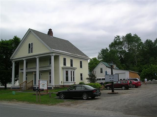 1st image of 1448 Memorial Dr