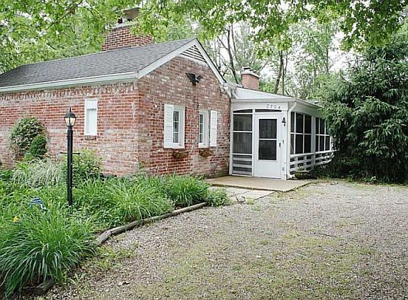 2nd image of 7704 Clarendon Rd