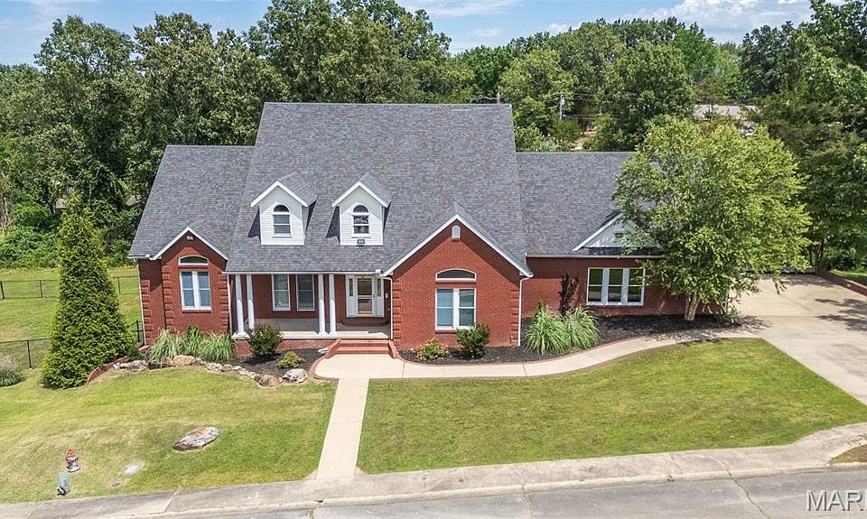 1st image of 2548 Stone Ridge Dr