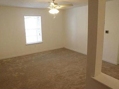 2nd image of 2513 Pasadena Ave
