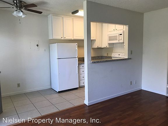 4th image of 2712 O St APT 16