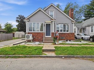 64 Stewart St, Chicopee, MA 01020