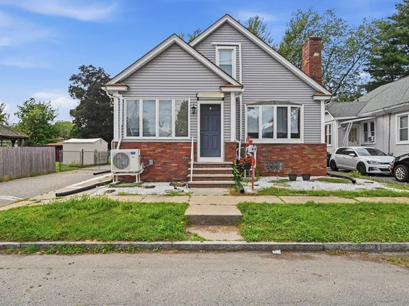 64 Stewart St, Chicopee, MA 01020