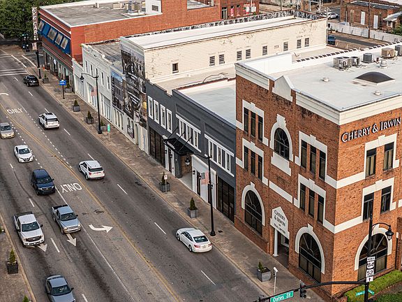 2nd image of 151 W Main St #3