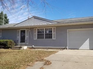 1704 S 6th St, Oskaloosa, IA 52577