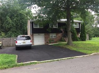 13 William St, Jamesburg, NJ 08831