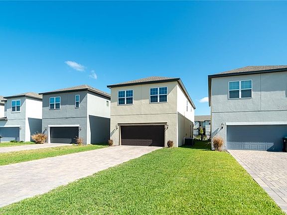3rd image of 1484 Garden Arbor Ln