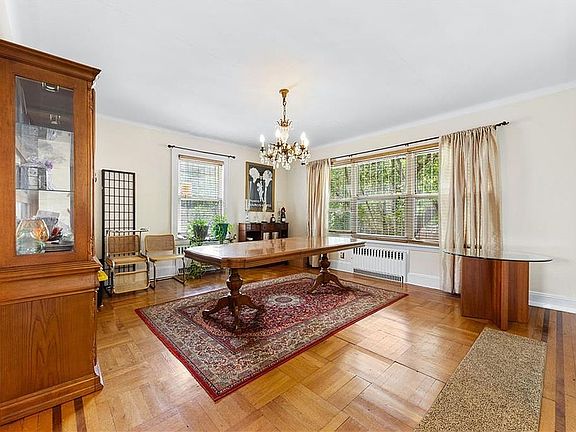 5th image of 32 87th St
