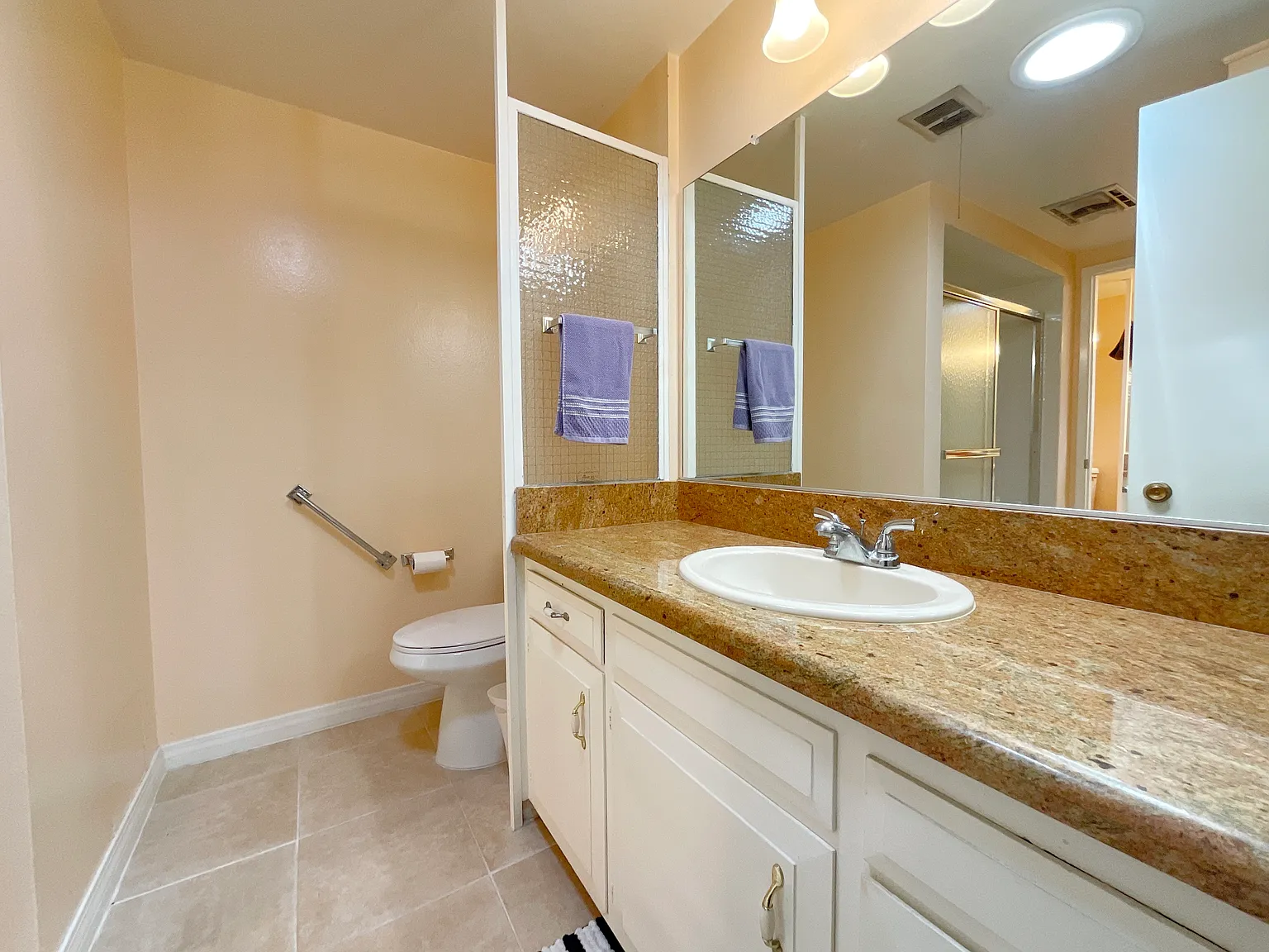 2 bed, 1277 sqft, $3,275 — Photo 3