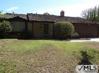 15844 Sunburst St, North Hills, CA 91343