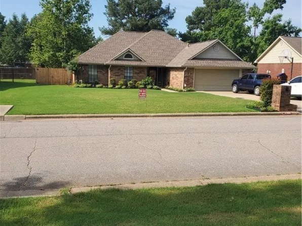 9100 Rosewood Dr, Fort Smith, AR 72903