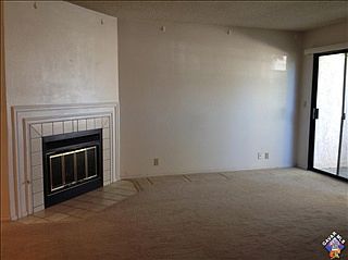 5th image of 427 W Avenue J5 Unit 1