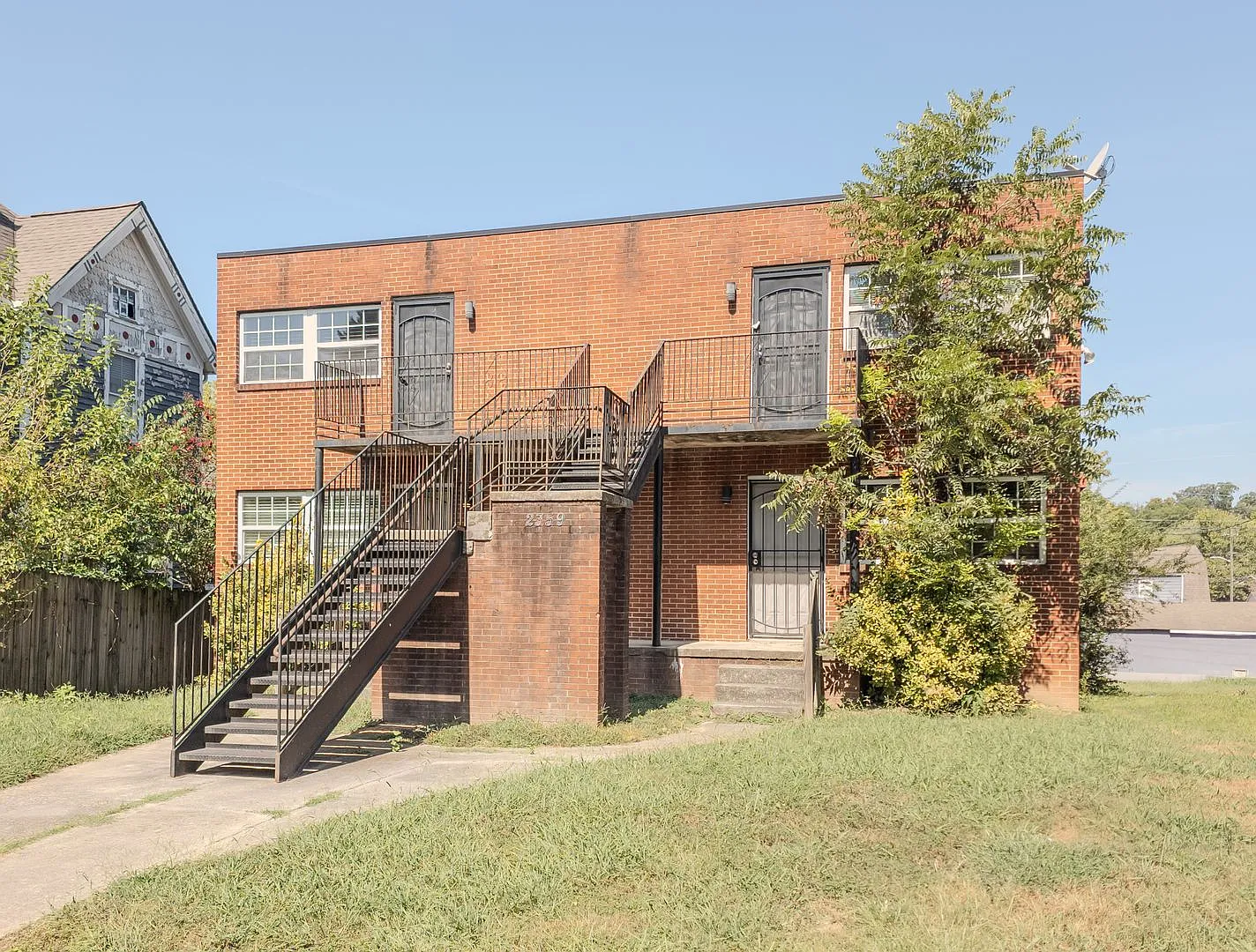 1 bed, 1.0 bath, 500 sqft, $900 — Photo 1