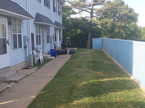 4th image of 10103 Northeast Blvd APT 5