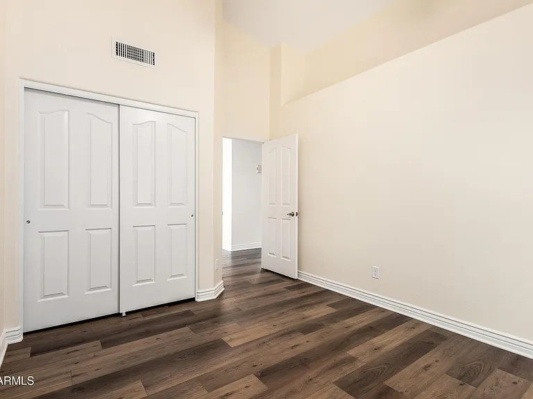 1517 W Islandia Dr — Photo 27