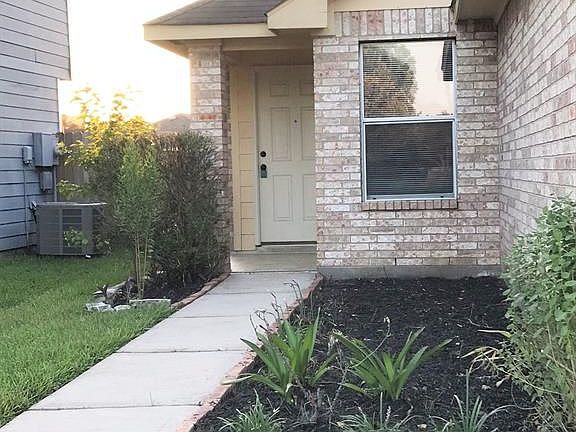 3rd image of 7323 River Pines Dr