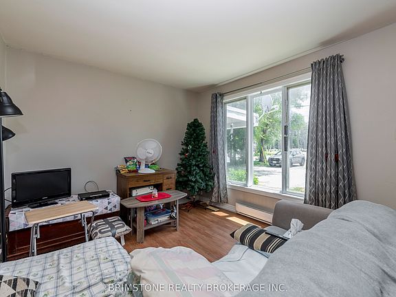 4th image of 24 Brentwood Rd