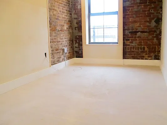 Rented by Premier Metro Realty Corp | media 29