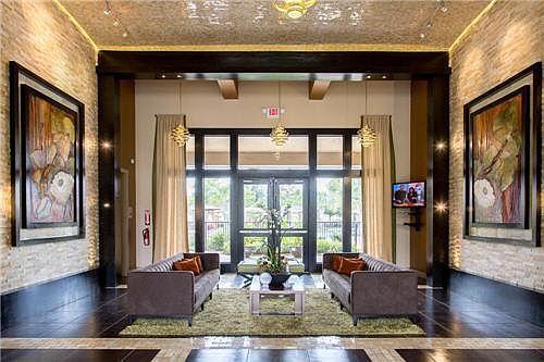 2nd image of 150 Northpark Plaza Dr #1