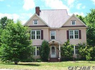 134 Academy St, Canton, NC 28716