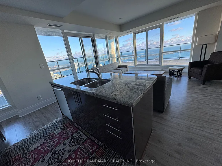 33 Bay St #4805 — Photo 10