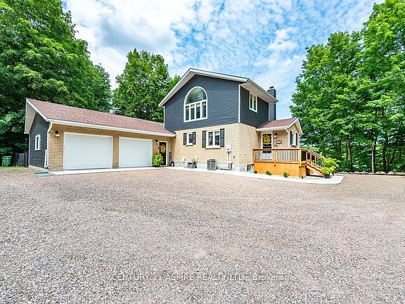 3rd image of 978 Rantz Rd