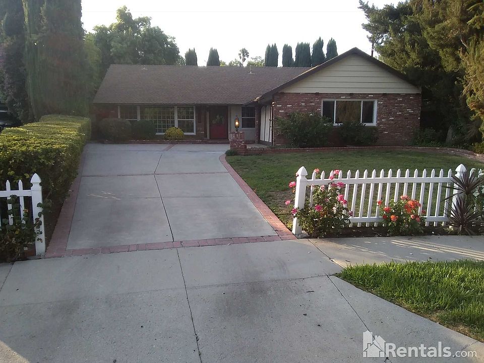 1st image of 22333 Hart St