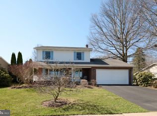 628 Berkshire Dr, State College, PA 16803