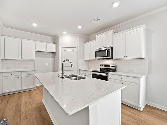 5th image of 6710 Corryton St