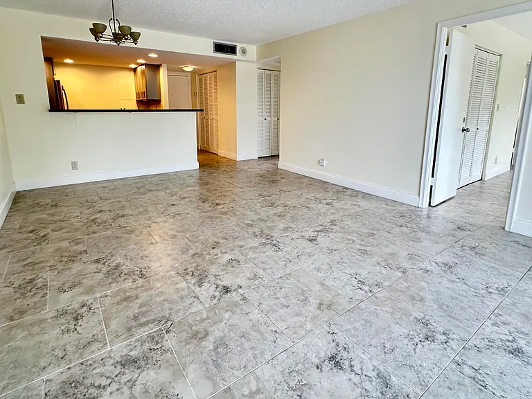 1800 N Andrews Ave #2A — Photo 5