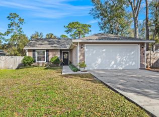 114 W 5th St, Chuluota, FL 32766