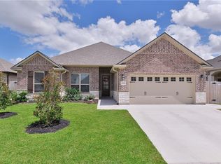4007 Lodge Creek Ct, College Station, TX 77845