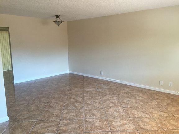 4th image of 5967 NW 29th Pl
