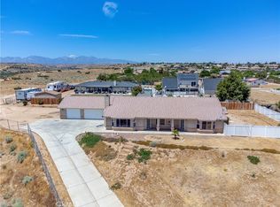 6714 Summit Valley Rd, Hesperia, CA 92345