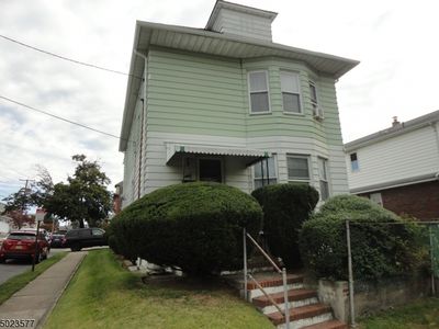 495 River Dr, Elmwood Park, NJ, 07407