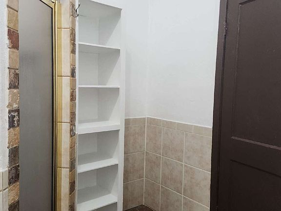 5th image of 503 Verne St #3