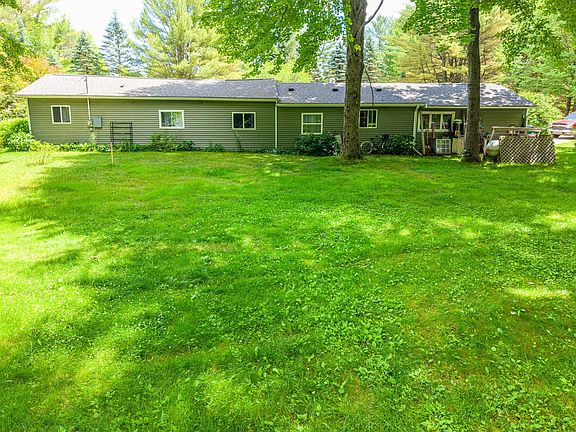 5th image of 362 Beech St