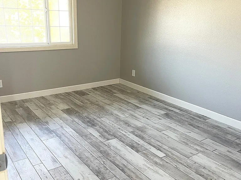 2254 Lake Crest Ct — Photo 13