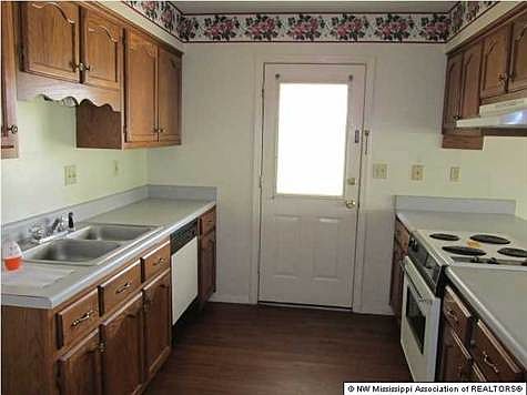 5th image of 10087 Palmer Dr