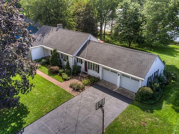 2nd image of 47 Newell Dr