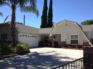 23393 Bassett St, West Hills, CA 91307