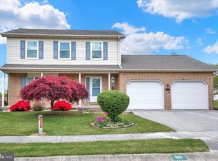 96 Sycamore Ln, Hanover, PA 17331