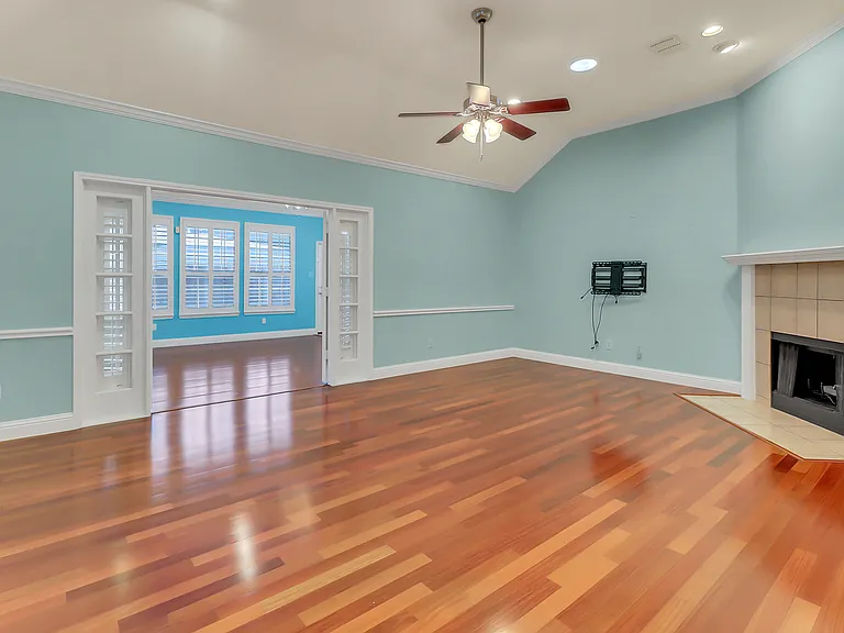 8505 Bayham Dr — Photo 17