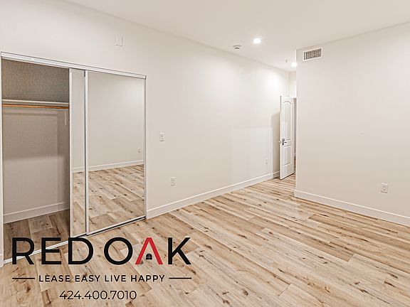 2nd image of 5650 N Farmdale Ave #3