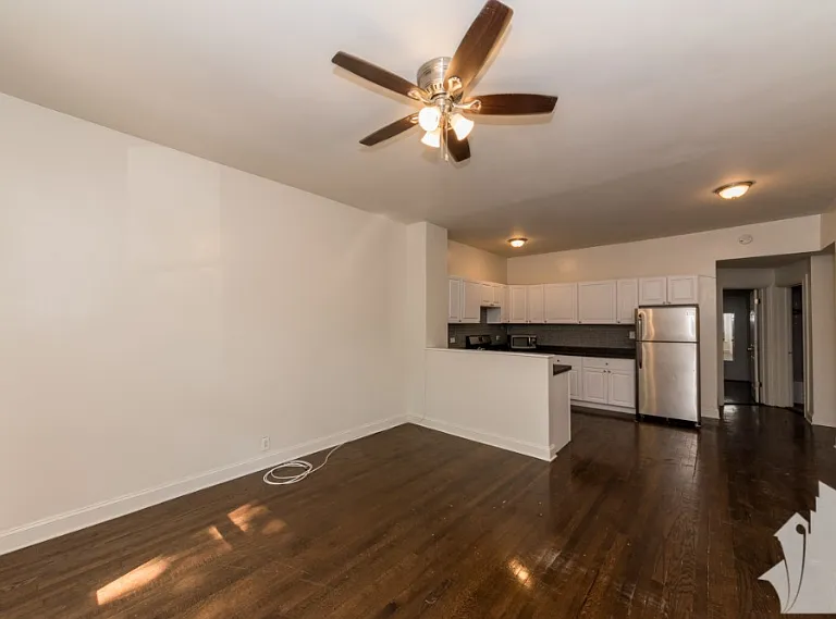 3815 N Greenview Ave #3817.5-2W — Photo 4