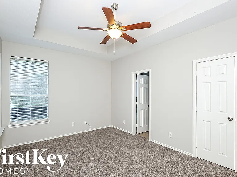 4228 Canyon Trl — Photo 9