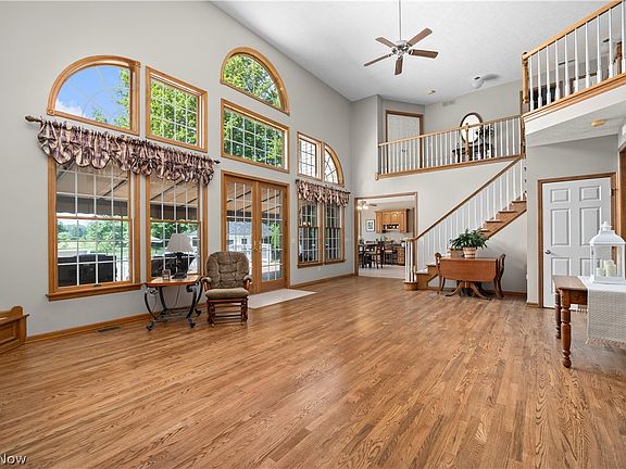 4th image of 38799 Arbor Ct